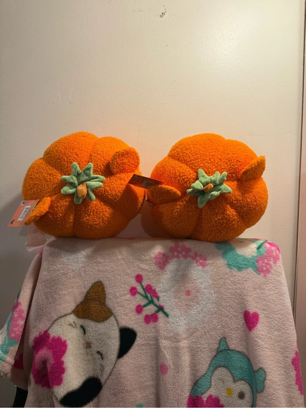 Viral Aldi Winnie the Pooh Pumpkin Halloween pillow bundle